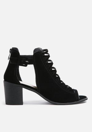 Buy Women’s Shoes | Heels, Sneakers + Boots Online | Superbalist