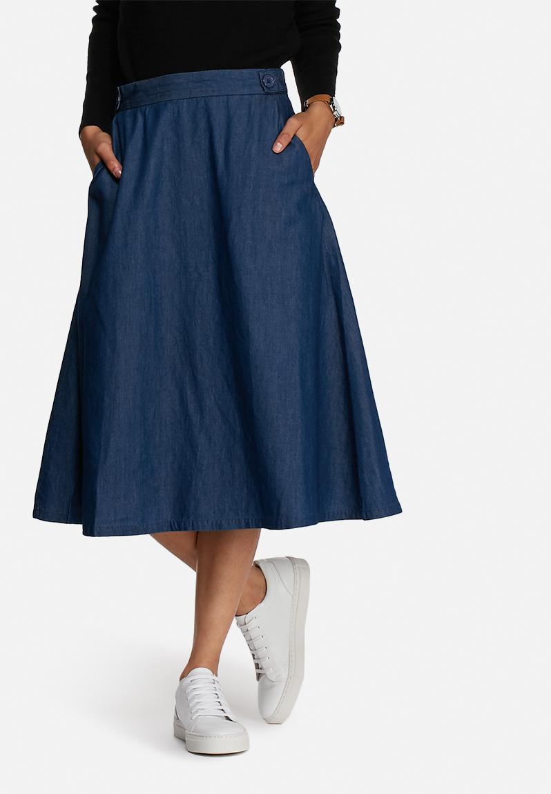 Sassit denim skirt - dark blue denim VILA Skirts | Superbalist.com
