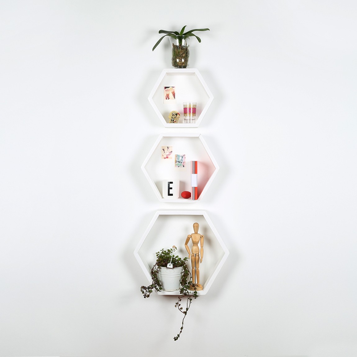 Hexagon Shelf Set of 3 White B&K Design and Decor Shelves